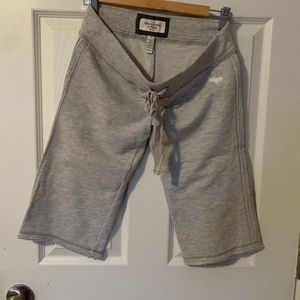 Abercrombie and Fitch cropped sweatpant